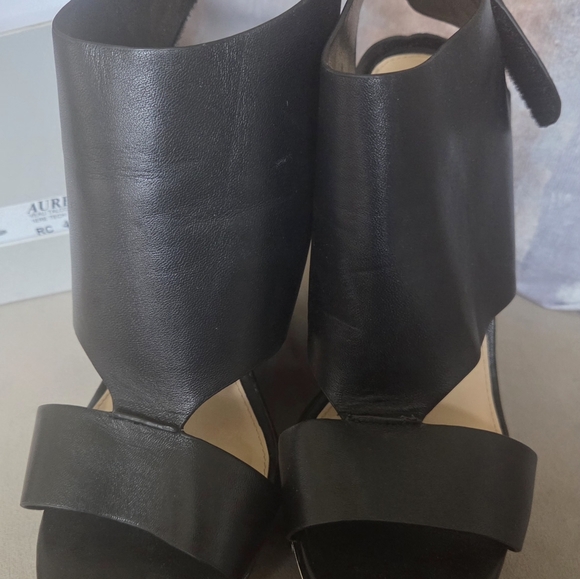 Vince Camuto Winnie Black Wedge Sandals - Picture 7 of 9